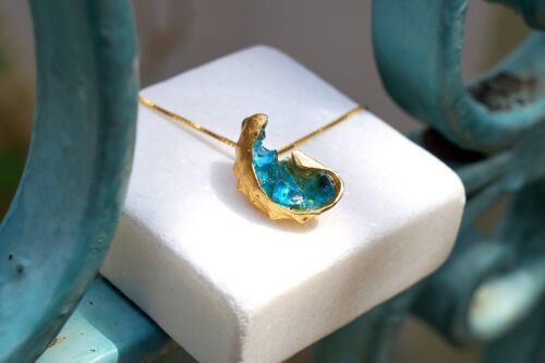 Gold Necklace for Women Real Shell Gemstone with Blue Murano