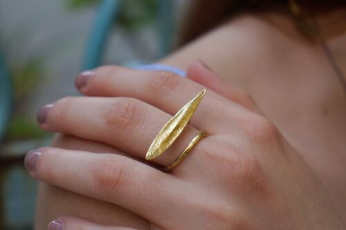 Solid Gold Olive Leaf and branch statement Ring for Women. U