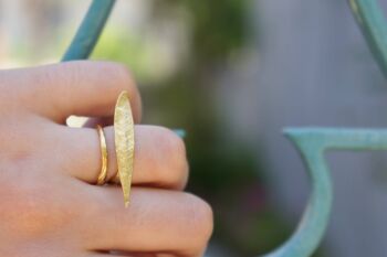 Bague en or massif feuille d'olivier et branche pour femme. U 4