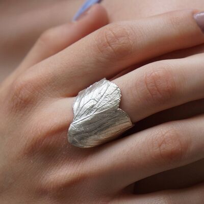Alas de mariposa reales, anillo ajustable único hecho de Recyc
