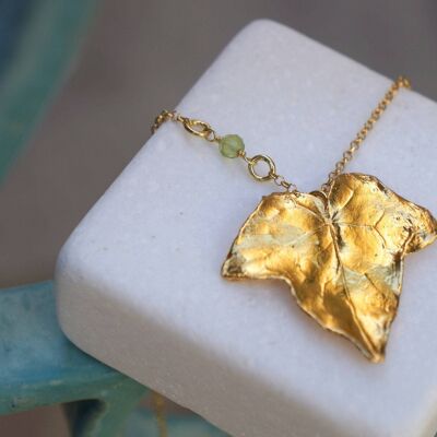 Solid Gold Ivy leaf Pendant with Gold chain