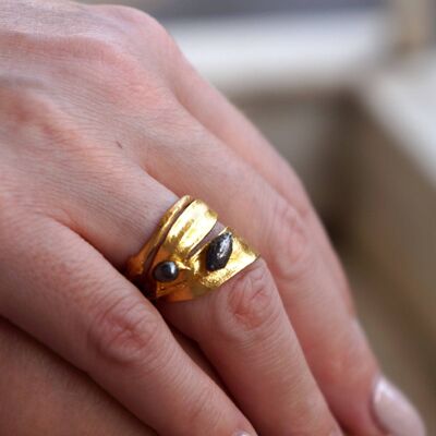 Gold unique ring for women. Olive leaf ring fruit and twig.