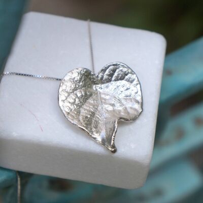 Collier Cloche Fleur Feuille sur Argent Sterling