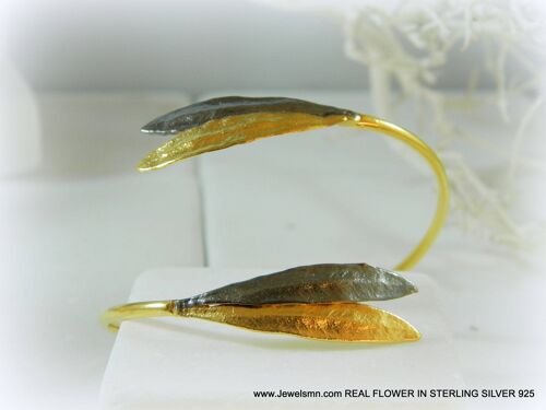 Dainty leaf cuff bracelet Gold and Black plated on Sterling