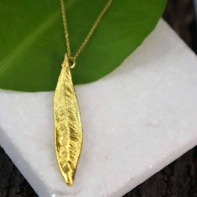 Collana con catena foglia d'oro d'ulivo da donna. Oro 14k su Sterli