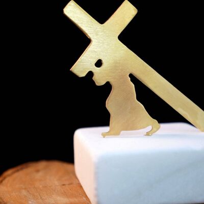 Home decor Religious Gift, Man carrying Cross statue, Minima