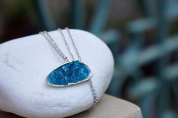 Collier de coquille de moule pour les femmes. Grand Pendentif Murano Bleu Brut 1