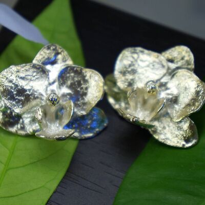 Boucles d'oreilles tendance Bijou orchidée en argent sterling.