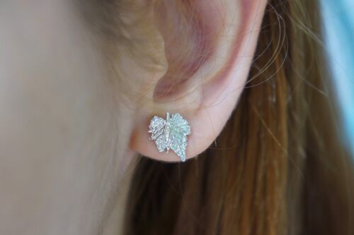 Small Stud Vine Leaf Earrings in sterling silver 925.