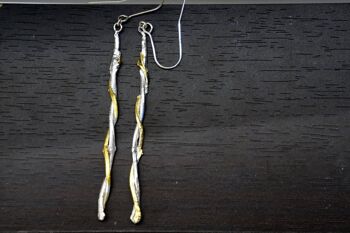 Boucles d'oreilles branche d'olivier par Mother Nature Jewelry.Long Dan 3