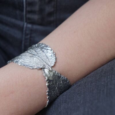 Wide cuff bracelet in sterling silver 925 by Real Hibiscus