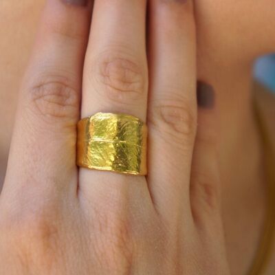 Olive Leaf statement Ring for men and women. 14k Goldplated