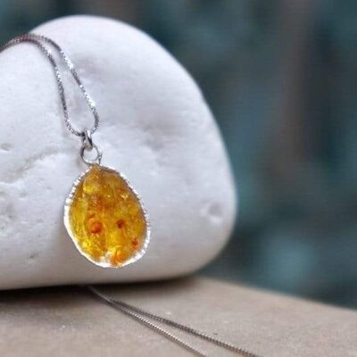Sterling Silver Chain Necklace. Limpet pendant with Orange M