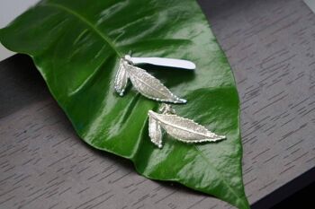 Boucles d'oreilles feuille fleur de rose pour femme sur argent sterling. 2