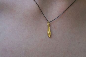 Collier minimaliste. Collier pendentif feuille d'olivier en or minuscule wi 4