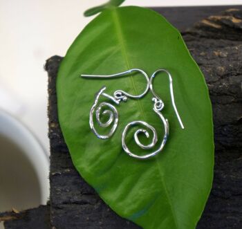 Boucles d'oreilles branche spirale brindille en argent sterling, plaqué or. 4