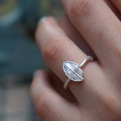 Rose twig and Leaf Ring in sterling silver.