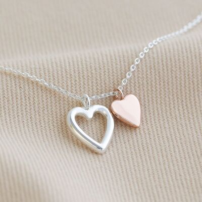 Collar de doble corazón en plata y oro rosa (cadena de plata / corazón grande plateado / corazón pequeño en oro rosa)