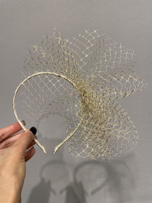 Gold mesh bow headband