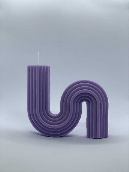 Swirl Candle in Lilac