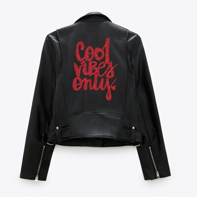 Cool vibes only -  grand velour rouge
