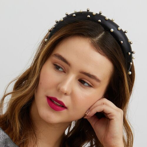 Black Padded Headband with Pearls