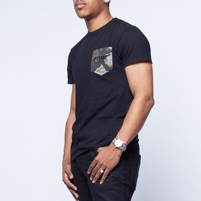 Camiseta orgánica negra con bolsillo de parche de camuflaje