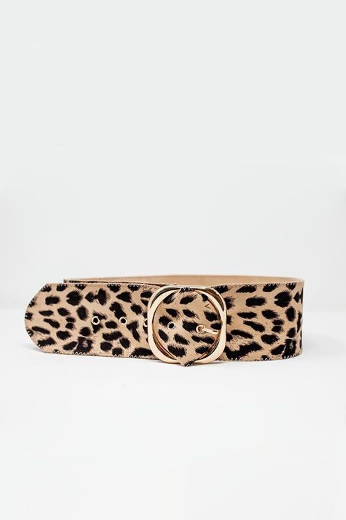 Belt with round gold buckle in leopard