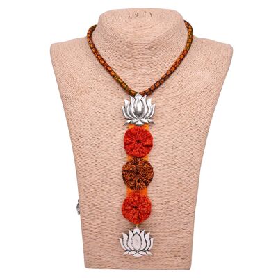 Collar con colgante de loto hecho a mano Ethiqana - Naranja