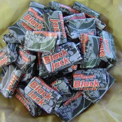 Black Jacks - Box (400 Chews)