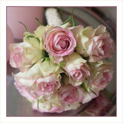 Blanco kaart roze rozen