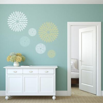 Dahlia Wall Stencil - MEDIUM