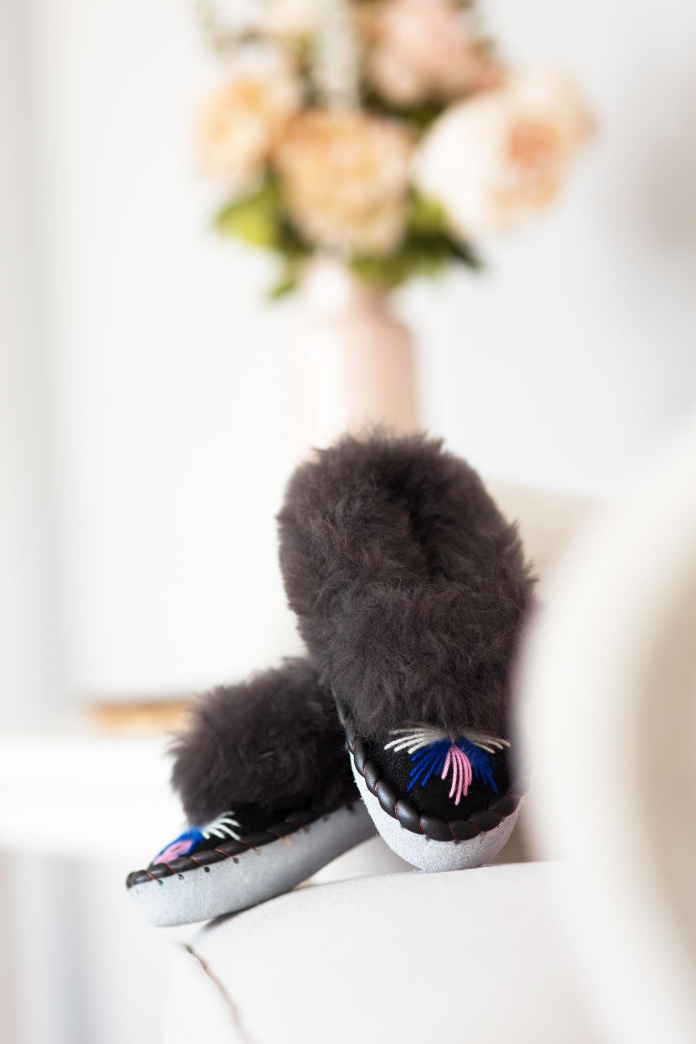 Dunkelgraue Kinderschafe