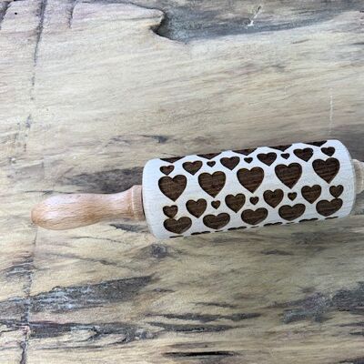 "Hearts" biscuit roller with baking recipe and instructions