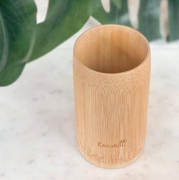 Ensemble de tasse et paille en bambou 2