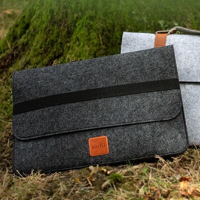 LA ELAS - Eco-Friendly laptop sleeve - 100% recycled eco-felt - 13 inches - anthracite gray