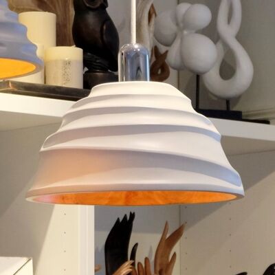 "Lampe - Holzlampe -  Pendelleuchte - Hängelampe - Model Twist 20 - weiß -  (Øxh) 20cmx10cm Außen: weiß / Innen: natur, Kabel: weiß, Fassung: 230V/50Hz  E27  (Max 10W LED)