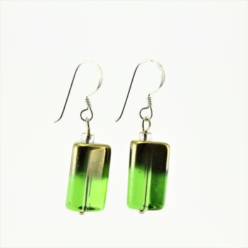 SWE0043GN - PIPPA - Boucles d'oreilles pendantes en cristal de verre rectangle vert/or 1