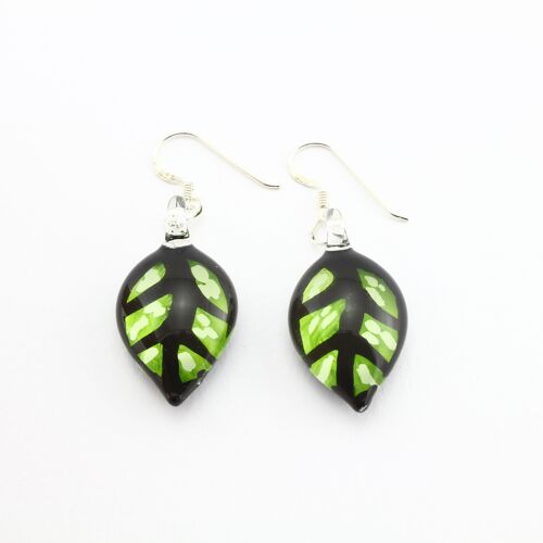 WSWE599 - Green Leaf Glass Earrings
