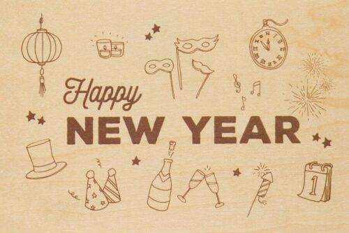 Carte postale en bois - greetings new year