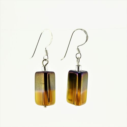 WSWE0043GO - PIPPA - Gold Rectangle Glass Crystal Drop Earrings
