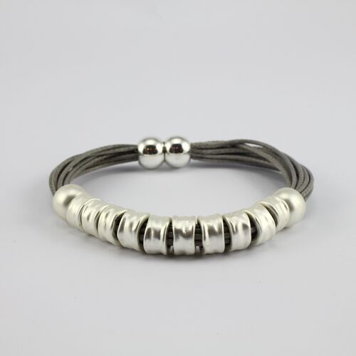 SWB042 - Fashion Faux Leather Bracelet - Silver