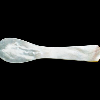 Mother-of-pearl spoon 9 cm