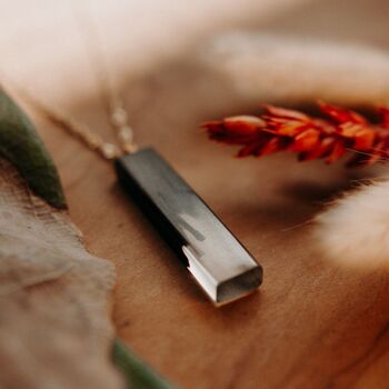 Pendentif en bois d'ébène 3