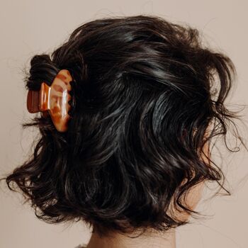 Dahlia hair clip 2