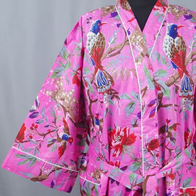 Lange Kimono-Robe aus Baumwolle mit tropischen Vögeln in Rosa