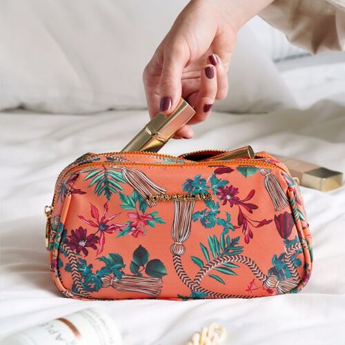 Essential Wash Bag | Golden Tassel