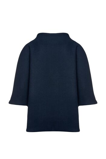 Cape en faux mouflon bleu marine avec boutons 2