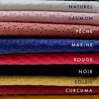 Tissu broderie anglaise couleur bleu - Suly