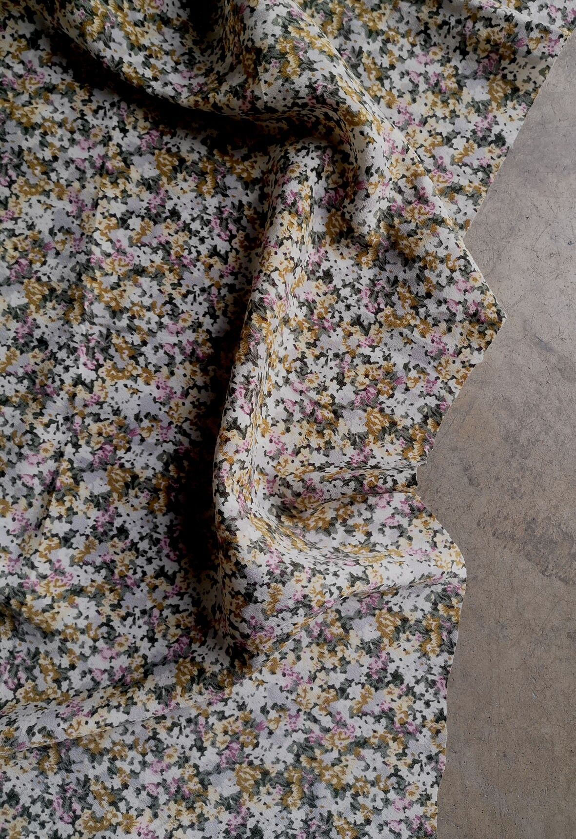 Tessuto crepe de poliestere kaki giallo - Antoinette